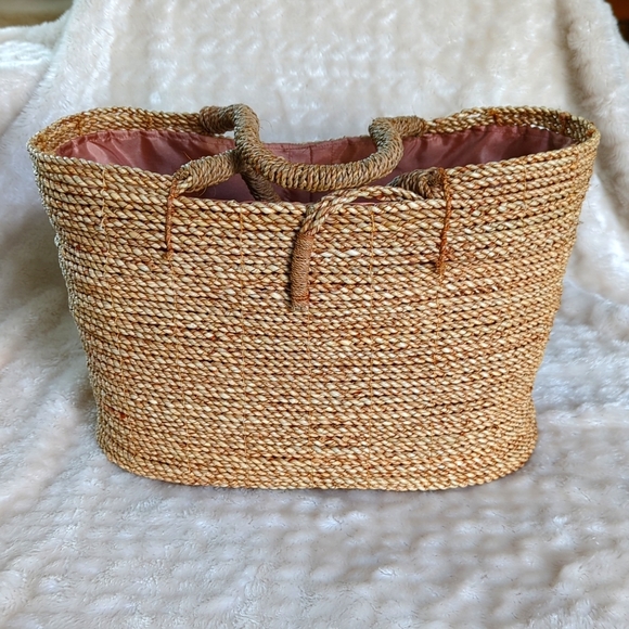 HANDWOVEN Caribbean Beach Tote ~ 🌴 ⛱️ 🛥⛵️ - Picture 6 of 16